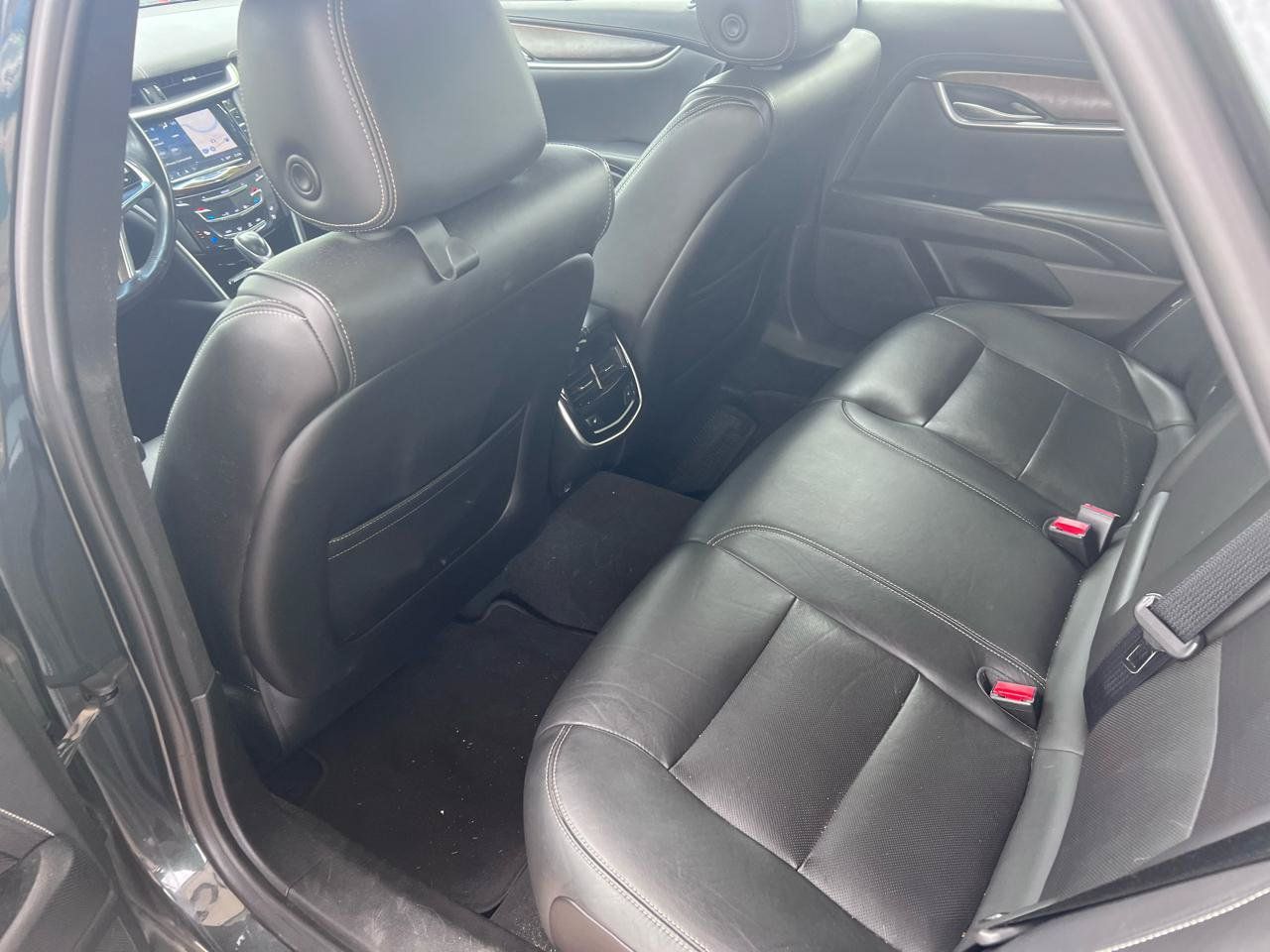 Used 2018 Cadillac XTS Luxury FWD image 8