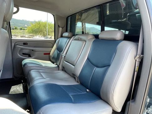 Used 2007 Chevrolet Silverado 3500 LT w/ Heavy-Duty Power Package image 19