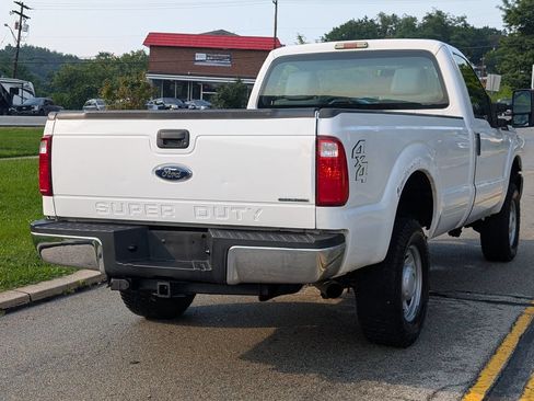 Used 2016 Ford F250 XL w/ XL Appearance Package AWD/4WD image 5