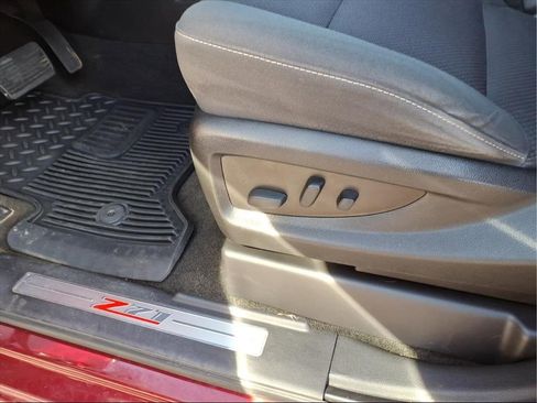 Used 2018 Chevrolet Silverado 1500 LT w/ All Star Edition image 12