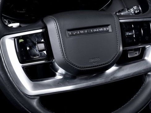 Used 2023 Land Rover Range Rover Long Wheelbase SE image 34