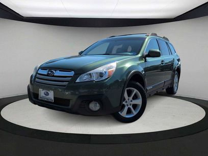 Used 2013 Subaru Outback 2.5i Premium w/ Popular Pkg 2