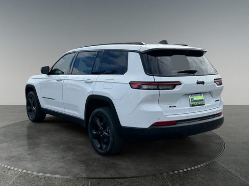 Used 2023 Jeep Grand Cherokee L Limited w/ Luxury Tech Group II AWD/4WD image 7