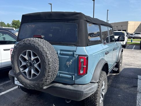 Used 2022 Ford Bronco Badlands AWD/4WD image 3
