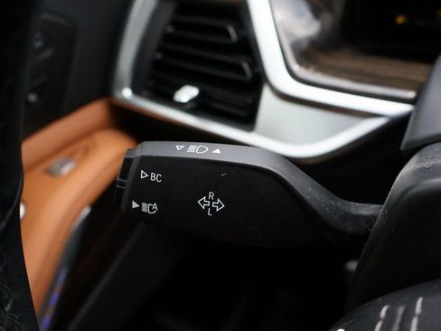 Used 2024 BMW X7 xDrive40i w/ Climate Comfort Package AWD/4WD image 43