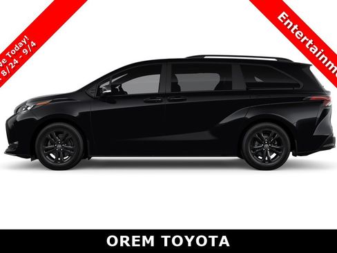 New 2026 Toyota Sienna XSE AWD/4WD image 4