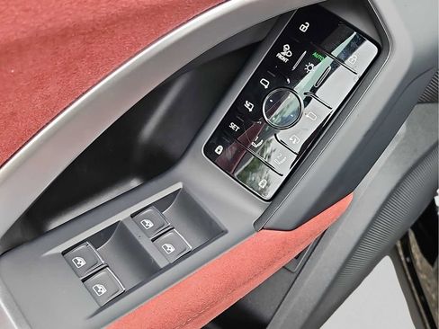 New 2026 Audi SQ5 Premium Plus AWD/4WD image 6