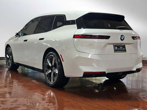 New 2026 BMW iX xDrive60 w/ Executive Package image 5