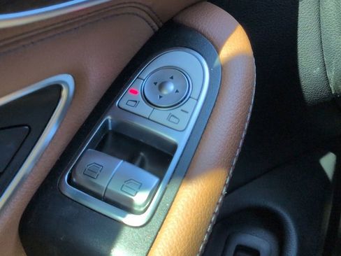 Used 2017 Mercedes-Benz C 300 Coupe image 23