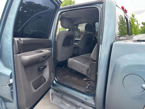 Used 2009 Chevrolet Silverado 1500 LT w/ Power Pack Plus AWD/4WD image 13