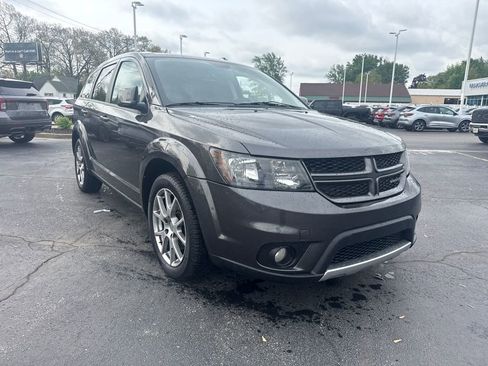 Used 2017 Dodge Journey GT w/ Driver Convenience Group AWD/4WD image 4