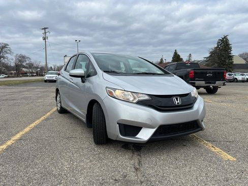 Used 2015 Honda Fit LX image 11