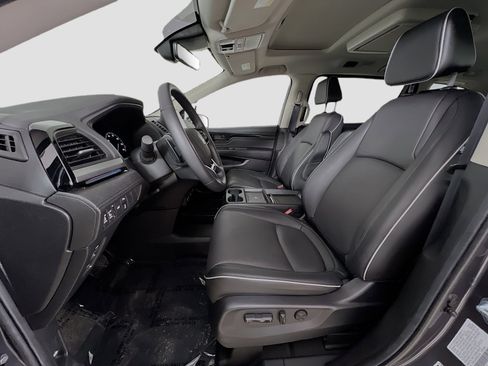 Used 2025 Honda Odyssey Touring image 22