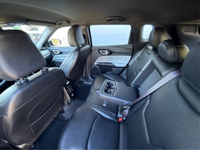 Used 2024 Jeep Compass Limited AWD/4WD image 37