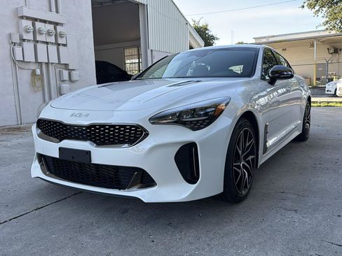 Used 2022 Kia Stinger GT-Line RWD image 9