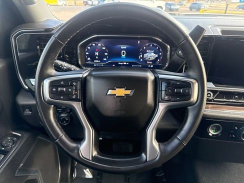 Used 2023 Chevrolet Silverado 1500 LT image 14