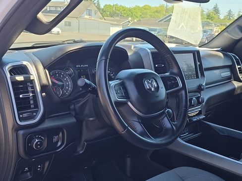 Used 2021 RAM 1500 Big Horn AWD/4WD image 13