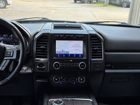 Used 2021 Ford Expedition Max Limited AWD/4WD image 14