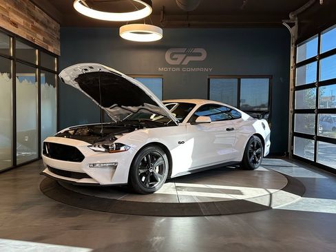 Used 2018 Ford Mustang GT RWD image 23