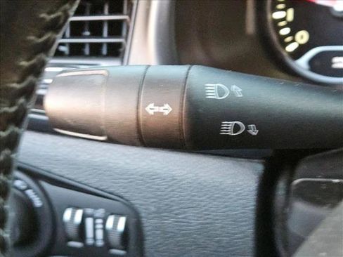 Used 2018 Jeep Renegade Altitude image 13