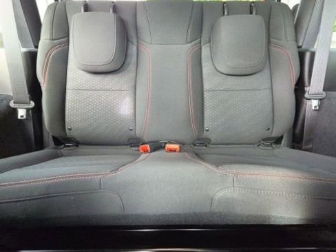 Used 2021 Jeep Wrangler Rubicon AWD/4WD image 24