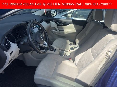 Used 2022 Nissan Rogue Sport SV image 8