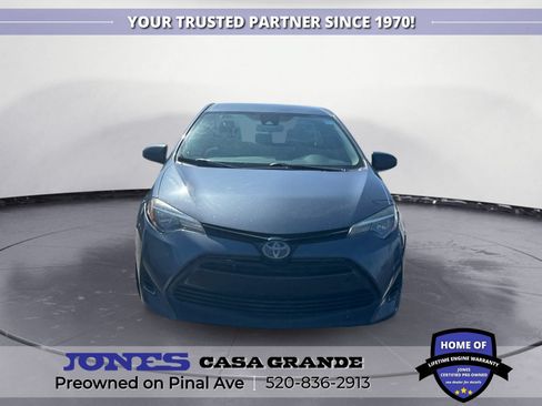 Used 2018 Toyota Corolla LE w/ Body Protection Package FWD image 2