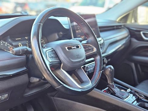 Used 2022 Jeep Compass Trailhawk w/ Trailhawk Convenience Group image 15