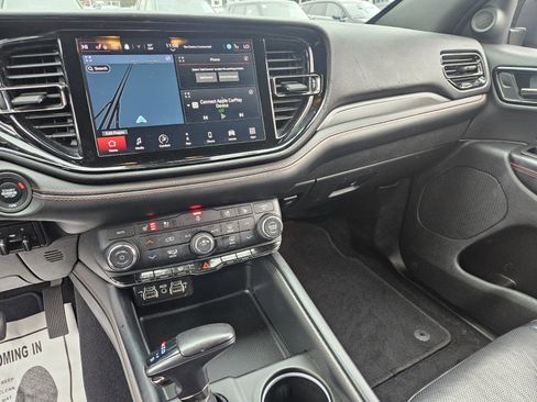 Used 2024 Dodge Durango GT image 21