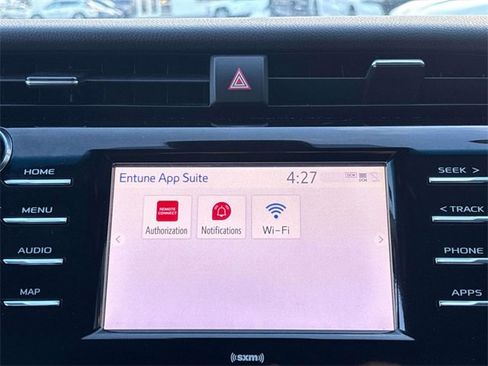 Used 2020 Toyota Camry image 27