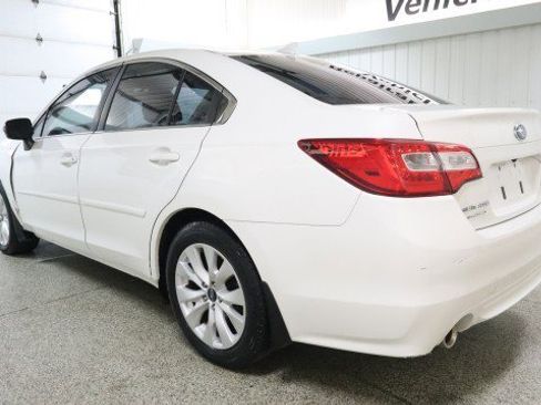 Used 2016 Subaru Legacy 2.5i Premium AWD/4WD image 3