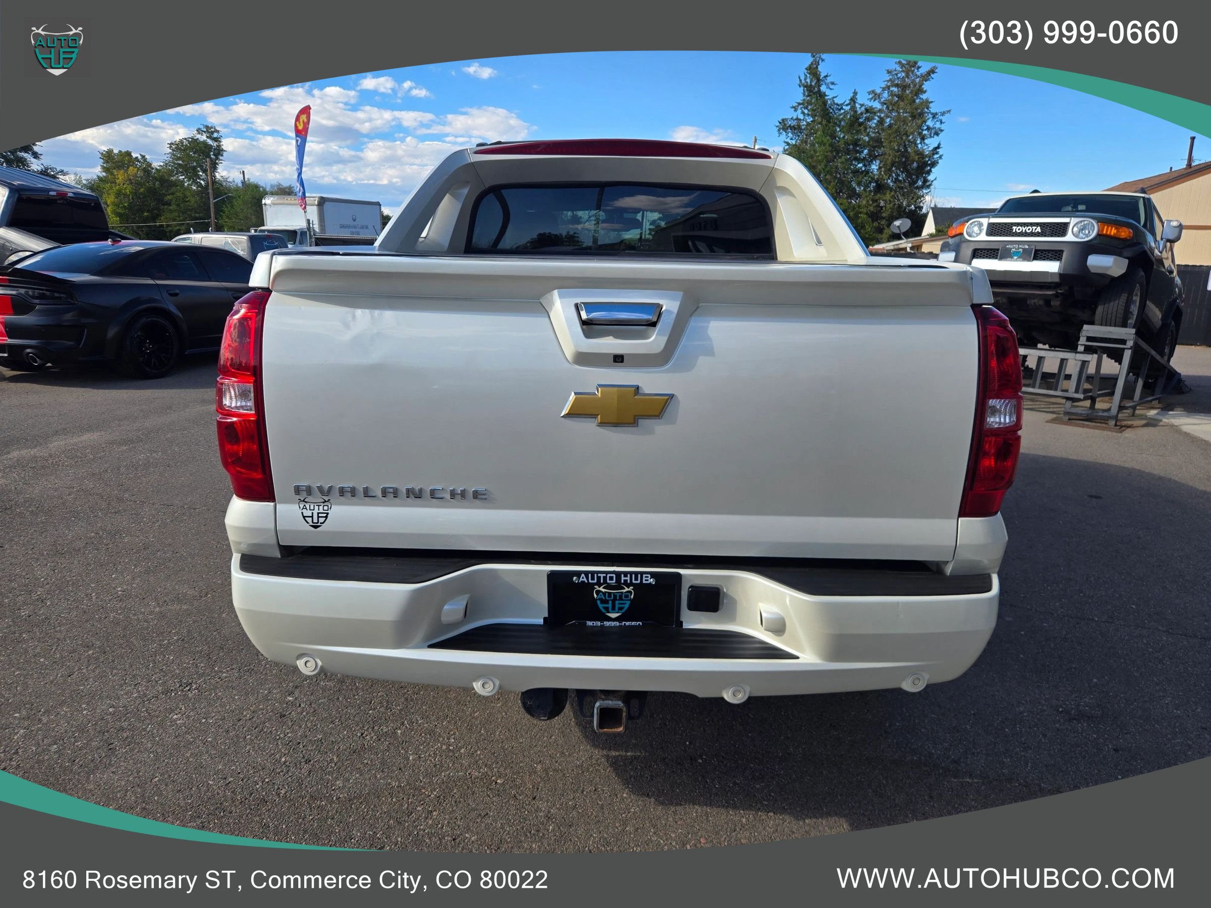 Used 2013 Chevrolet Avalanche LTZ AWD/4WD image 5