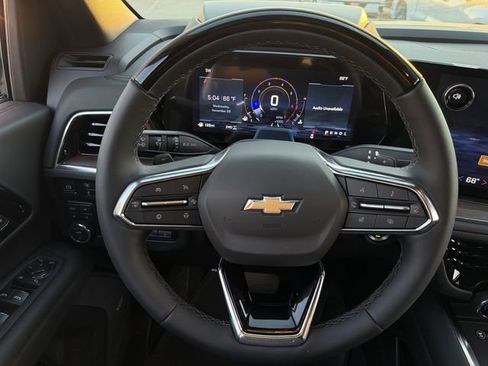 New 2026 Chevrolet Suburban High Country image 12