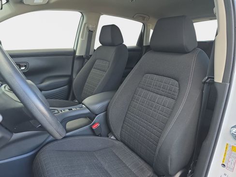 Used 2023 Honda HR-V LX image 17