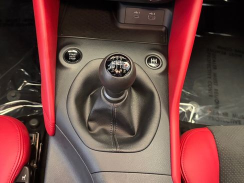 Certified 2024 Nissan Z Performance w/ Floor Mat Package image 25