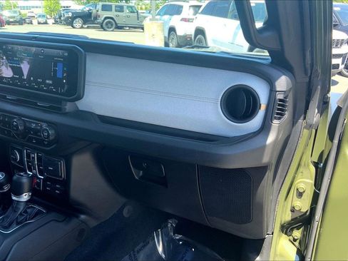 Certified 2024 Jeep Wrangler Unlimited Sport AWD/4WD image 18