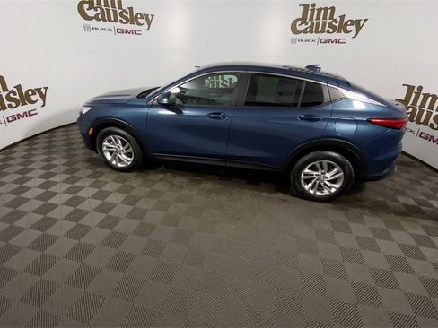 Used 2024 Buick Envista Preferred w/ Convenience I Package image 5