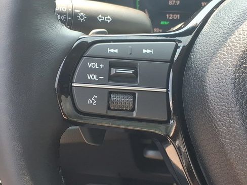 Used 2025 Honda Accord Touring image 12