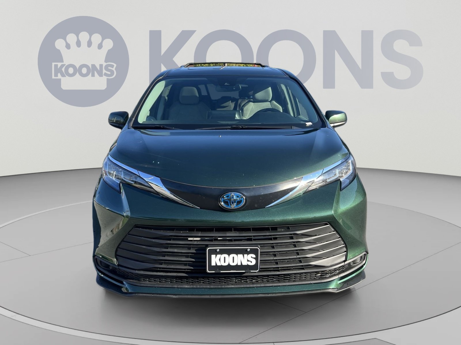 Used 2022 Toyota Sienna LE w/ LE Plus Package AWD/4WD image 11
