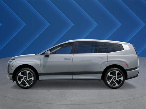 New 2026 Hyundai Ioniq 9 Calligraphy AWD/4WD image 3
