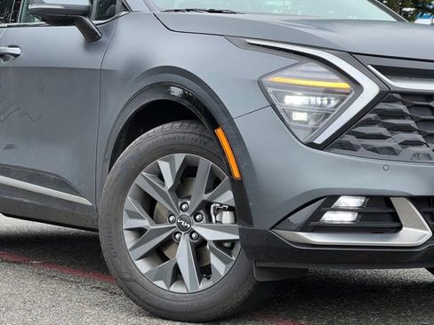 Certified 2025 Kia Sportage SX Prestige image 2