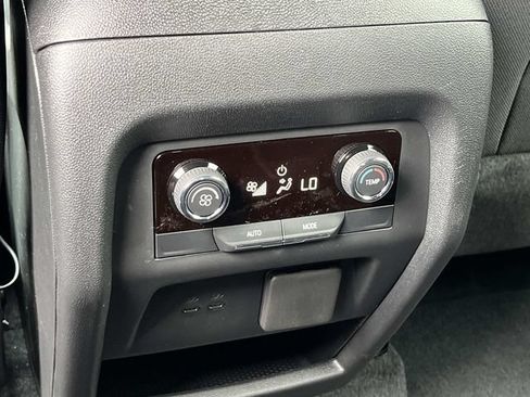 New 2026 Chevrolet Traverse LT w/ Driver Confidence Package FWD image 17