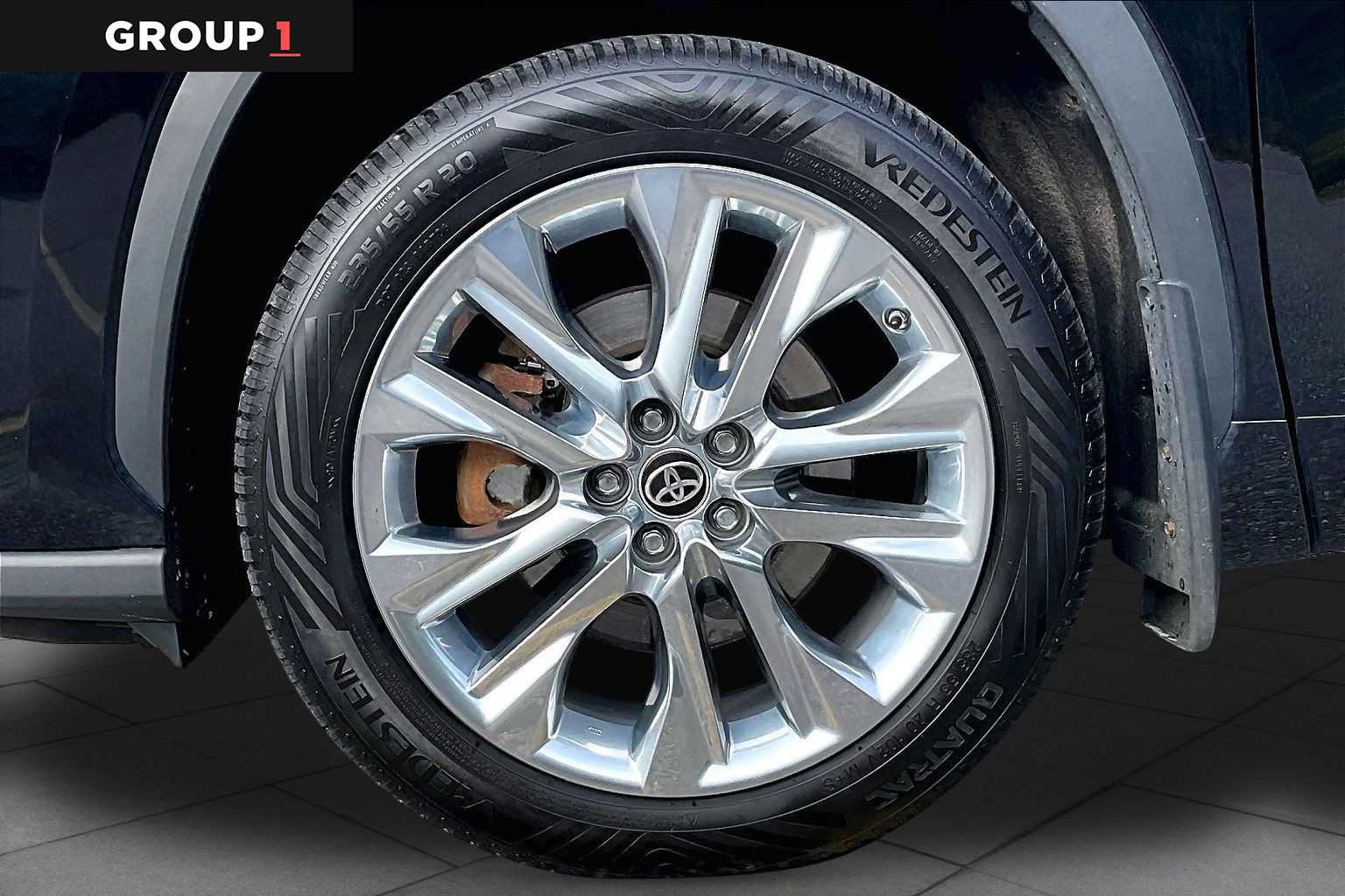 Used 2023 Toyota Highlander Limited AWD/4WD image 11