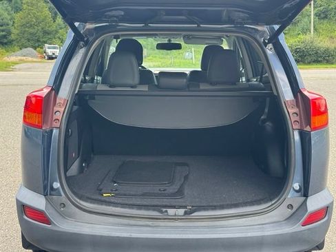 Used 2014 Toyota RAV4 Limited w/ Preferred Accessory Package AWD/4WD image 28