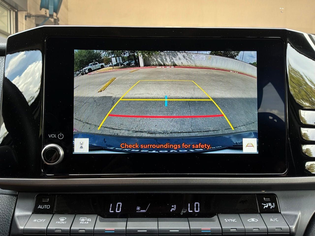 Used 2026 Toyota Camry LE FWD image 33
