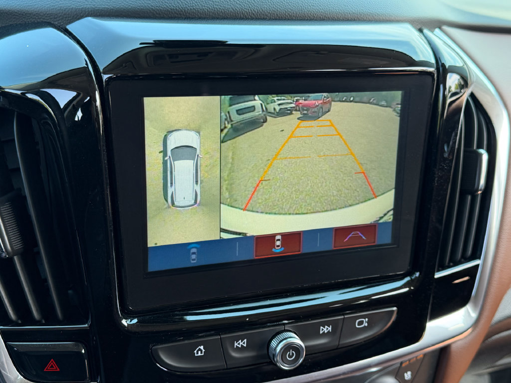 Used 2019 Chevrolet Traverse High Country AWD/4WD image 28