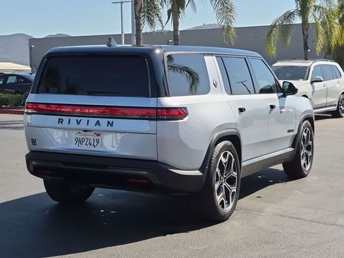 Used 2025 Rivian R1S Adventure Dual AWD/4WD image 10