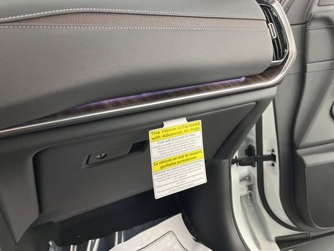 New 2026 Nissan Armada SL w/ Captain's Chari Seat Package RWD image 37