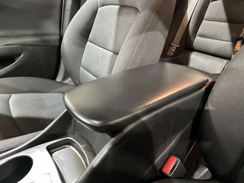 Used 2024 Chevrolet Malibu LS image 21