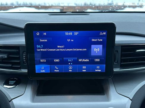 Used 2024 Ford Explorer XLT w/ Equipment Group 202A image 29